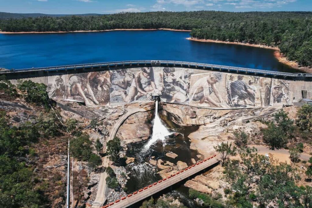 Wellington Dam and the mural of Australian history painted on it